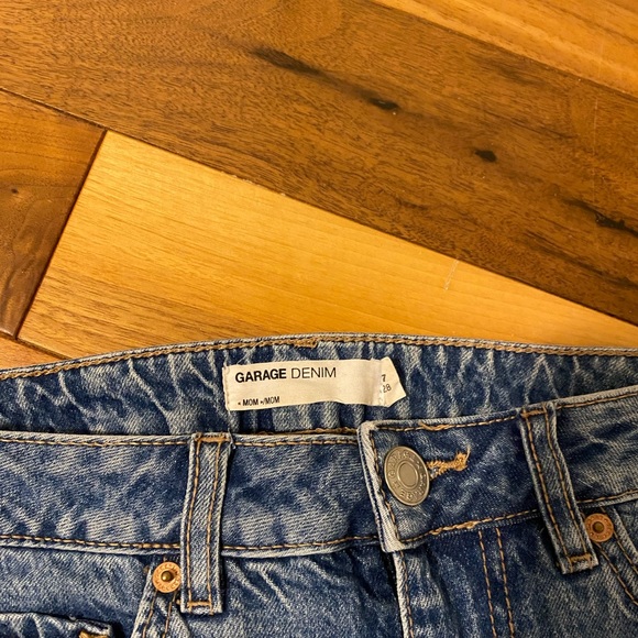 Garage Mom Jeans - Picture 6 of 6